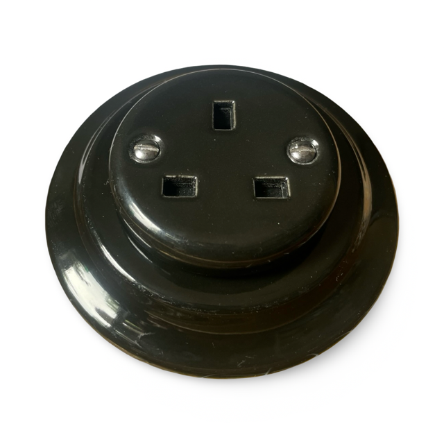 Nero Porcelain Single Type G Plug Socket